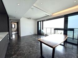 Avenue South Residence (D3), Apartment #634158181